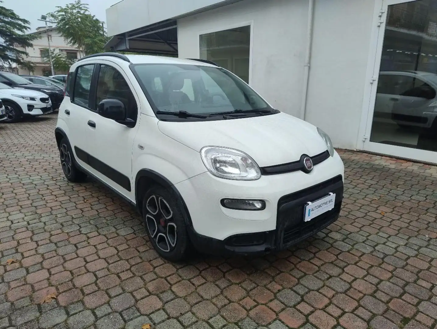 Fiat Panda 1.0 FireFly S&S Hybrid City Life Blanc - 1