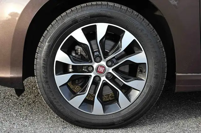 Fiat Tipo view 6