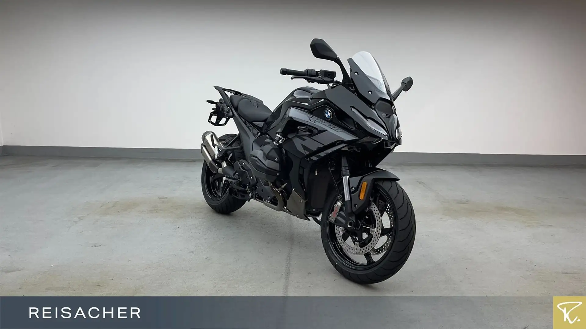 BMW R 1300 RS Triple Black 4-Pakete + Akrapovic crna - 1