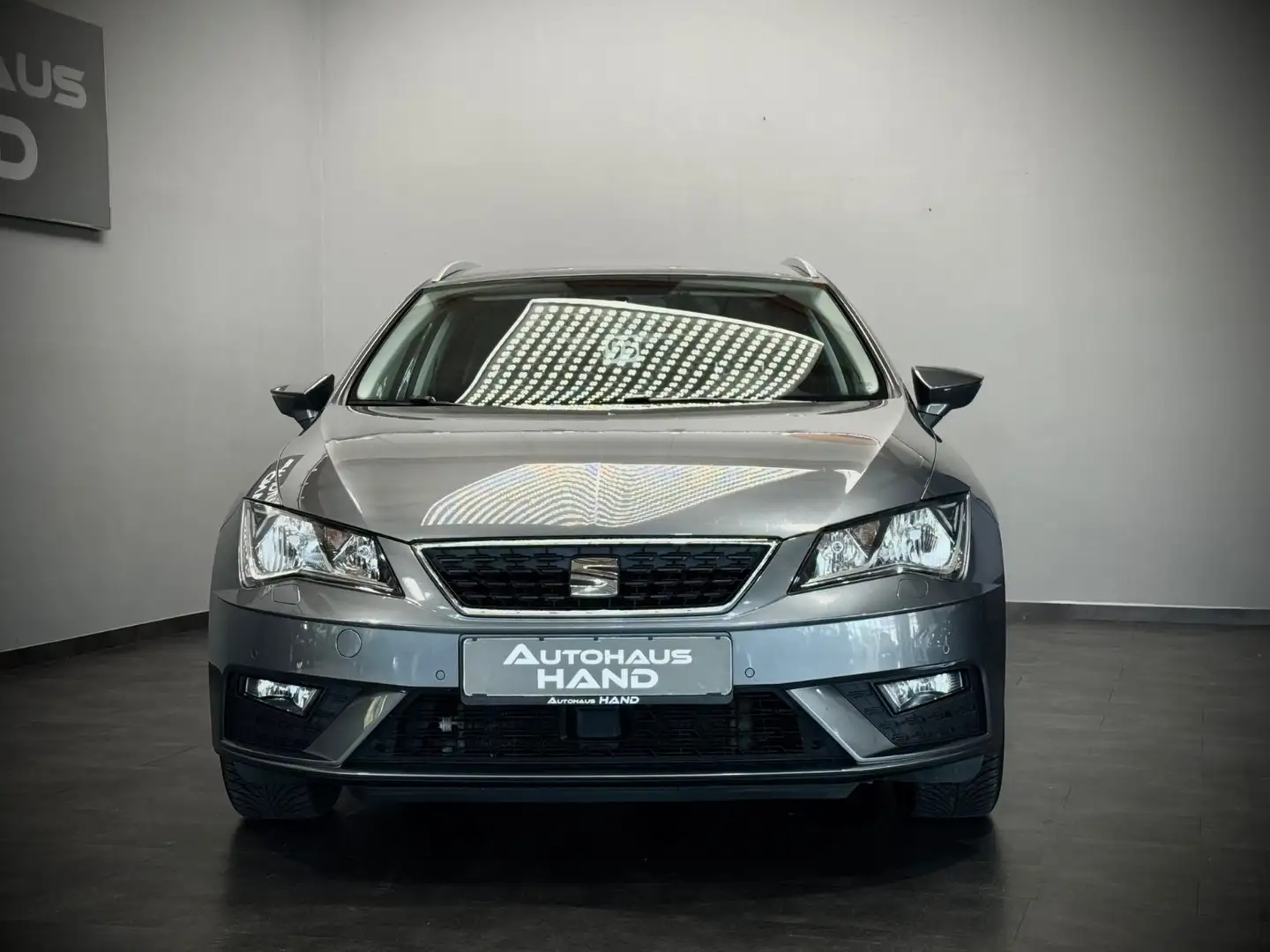 SEAT Leon ST Style*2.Hand*Navi*Klima*SZH*PDC* Gris - 2