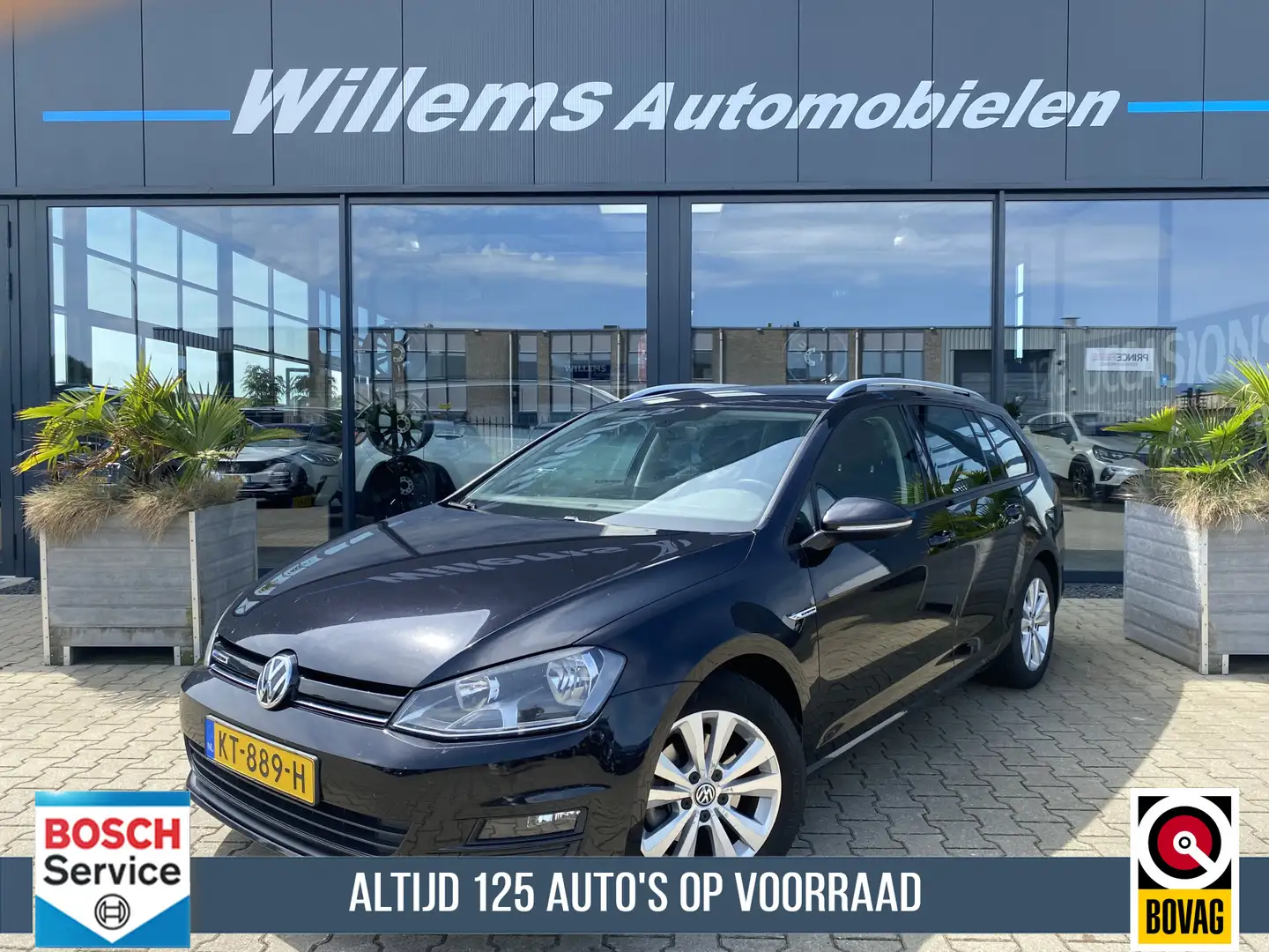 Volkswagen Golf Variant 1.0 TSI Connected Series App Connect , Navigatie, Zwart - 1