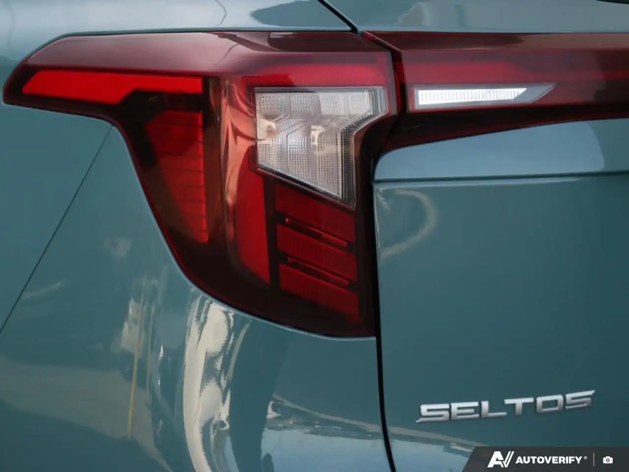 Kia Seltos снимка Kia Seltos