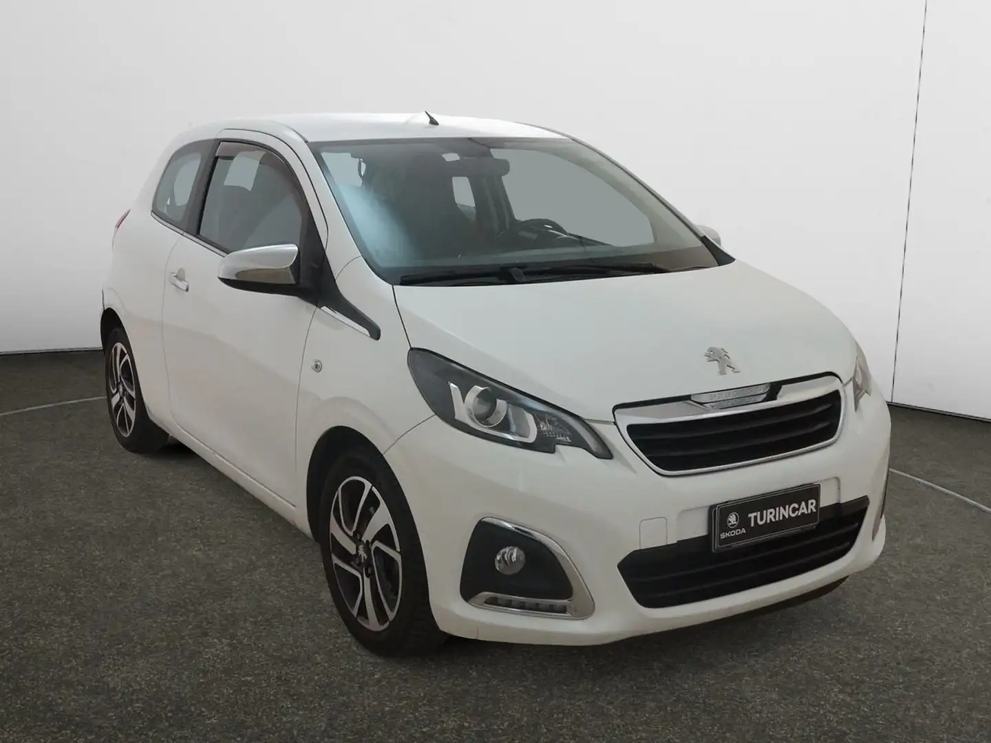 Peugeot 108 PureTech 82 3 porte Allure Weiß - 2