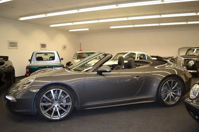 Porsche 991 CARRERA 4 CABRIO