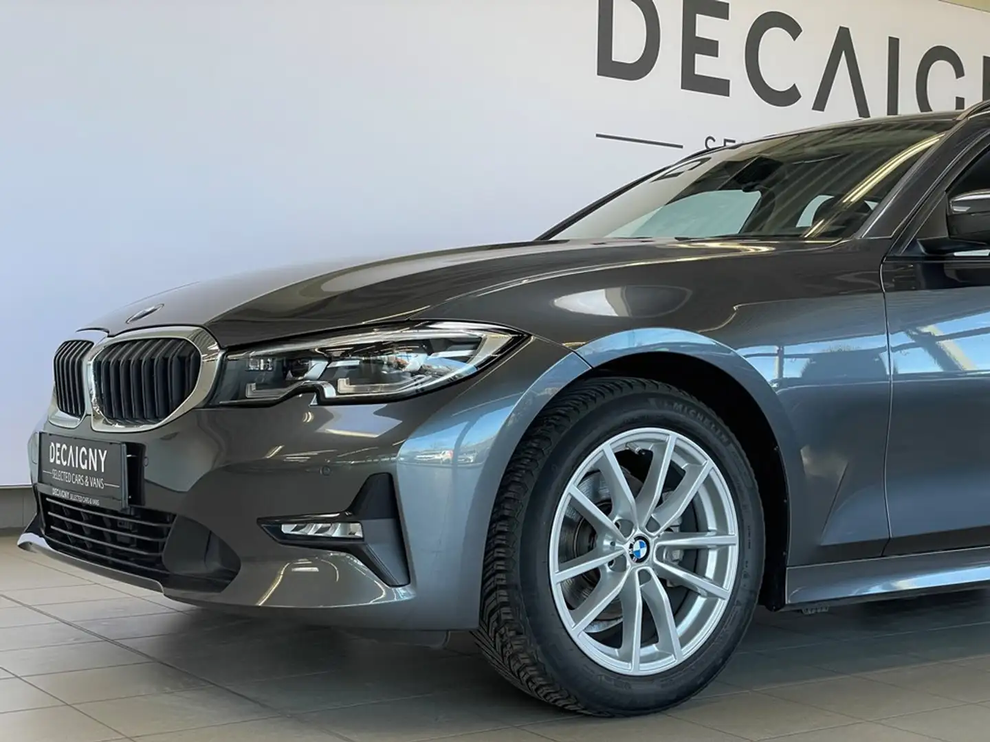 BMW 318 2.0 Touring*App Connect*Navigatie*Digital Cockpit Gris - 2