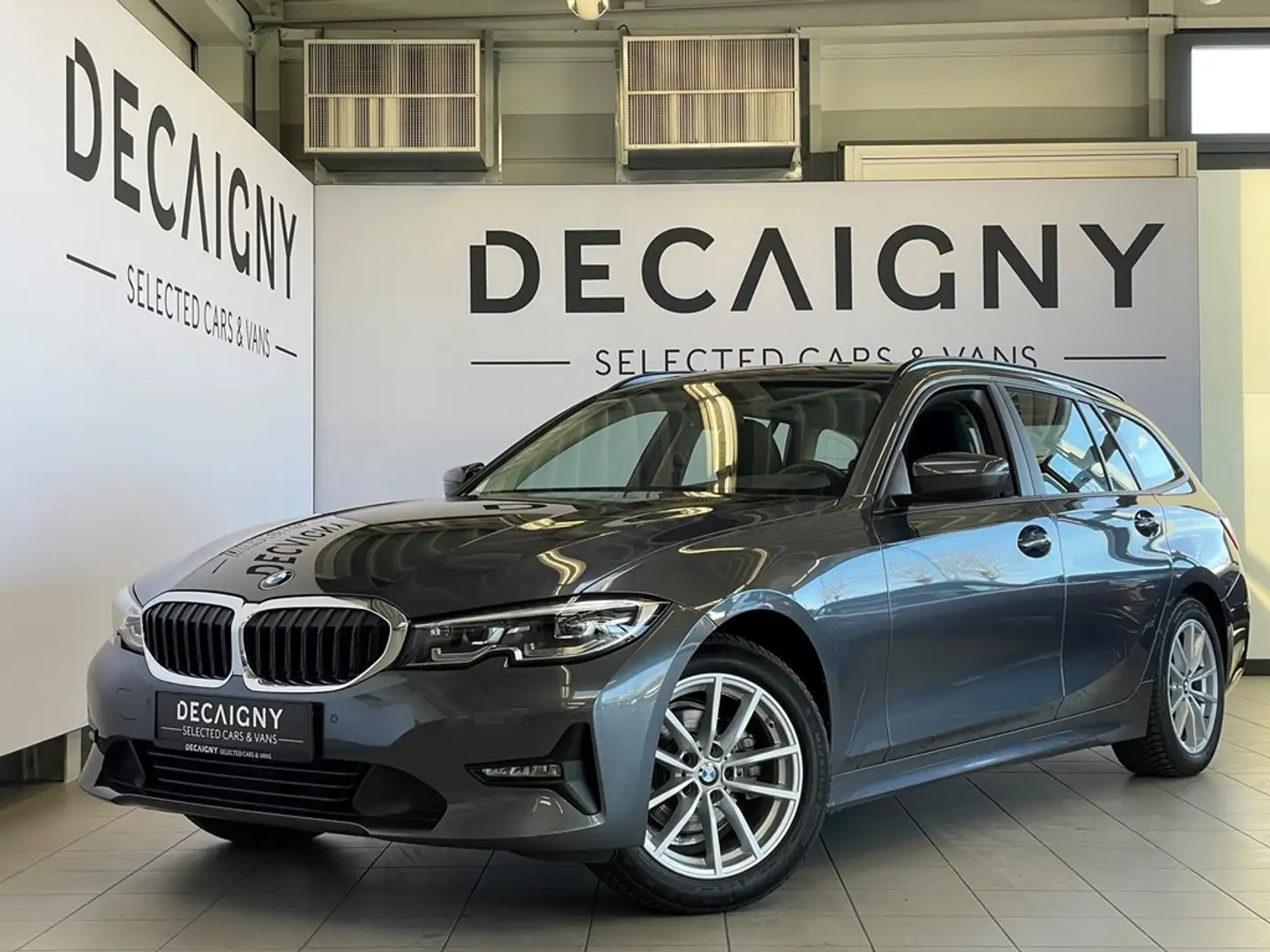 BMW 318 2.0 Touring*App Connect*Navigatie*Digital Cockpit Gris - 1