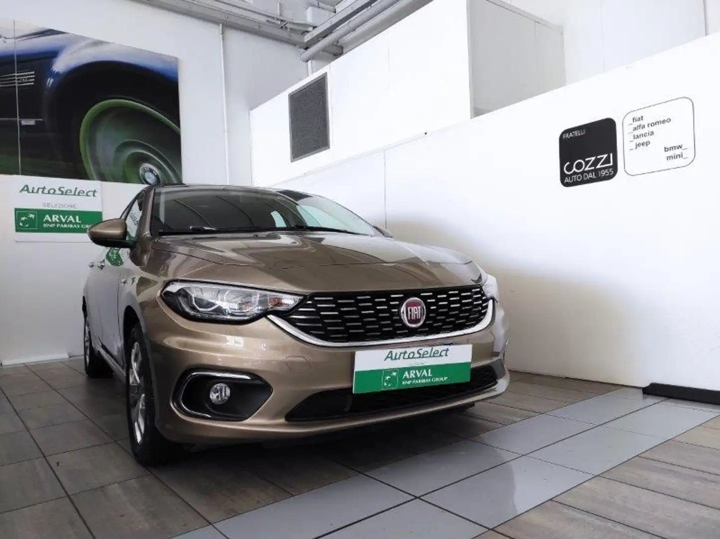 Fiat Tipo (2015-->) - Tipo 1.3 Mjt S&S 5 porte Business Beige - 1