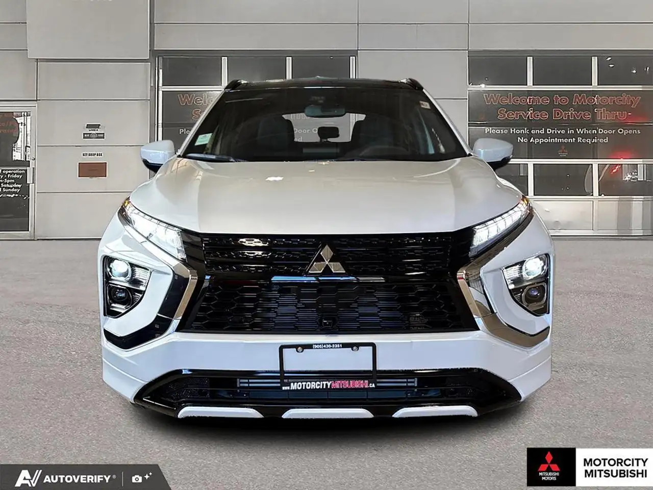 Mitsubishi Eclipse Cross снимка Mitsubishi Eclipse Cross