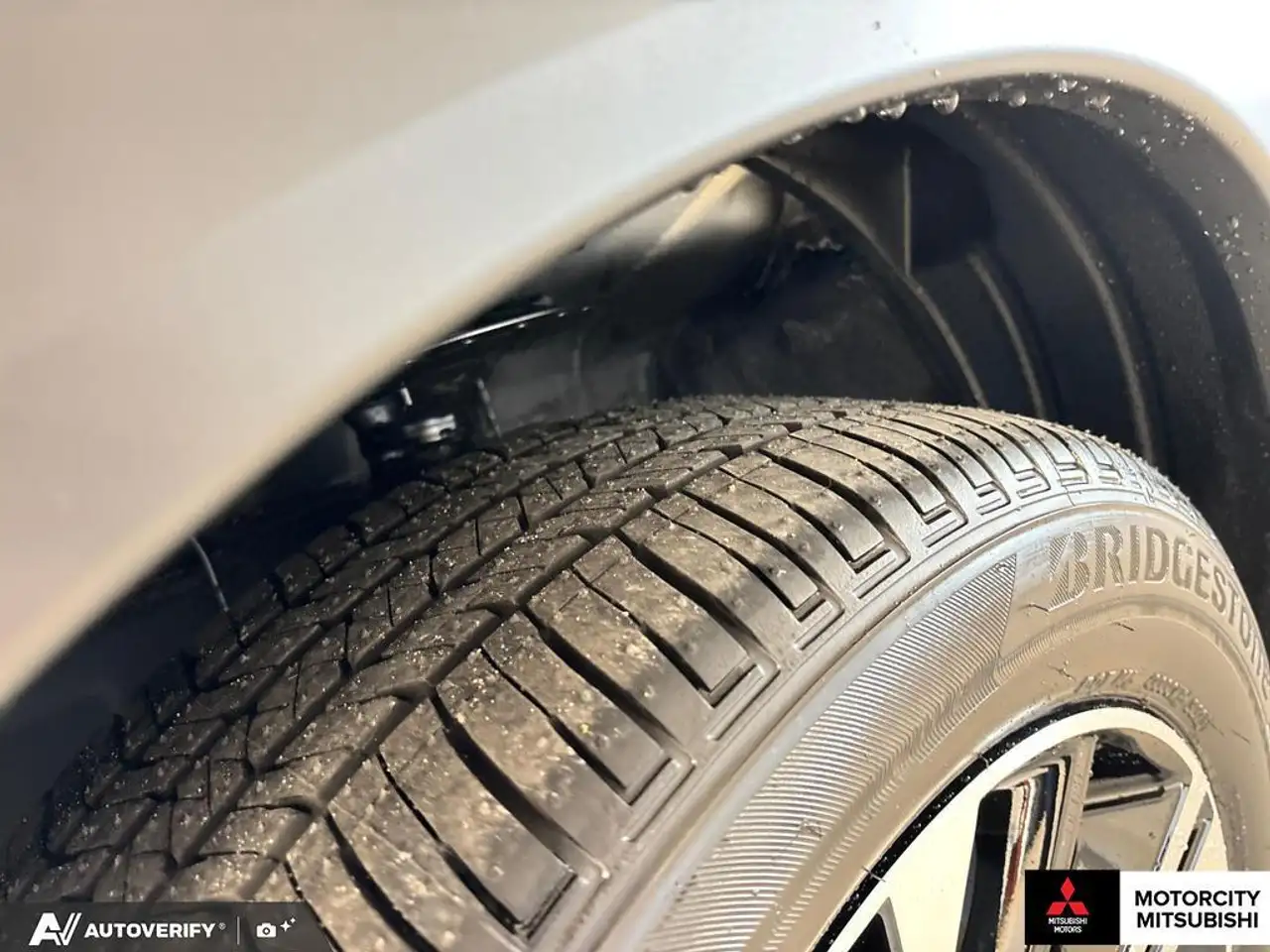 Mitsubishi Eclipse Cross снимка Mitsubishi Eclipse Cross