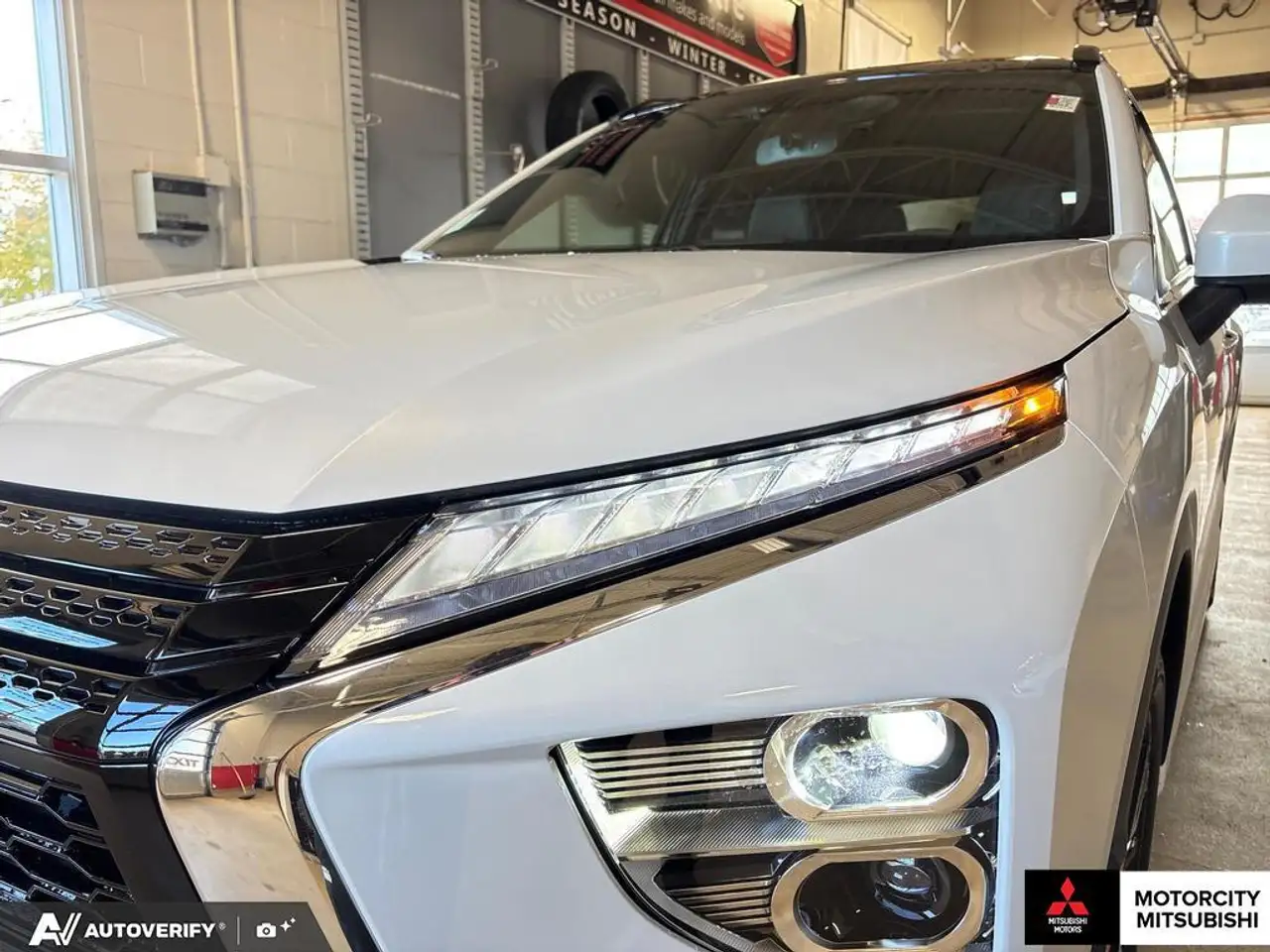 Mitsubishi Eclipse Cross снимка Mitsubishi Eclipse Cross
