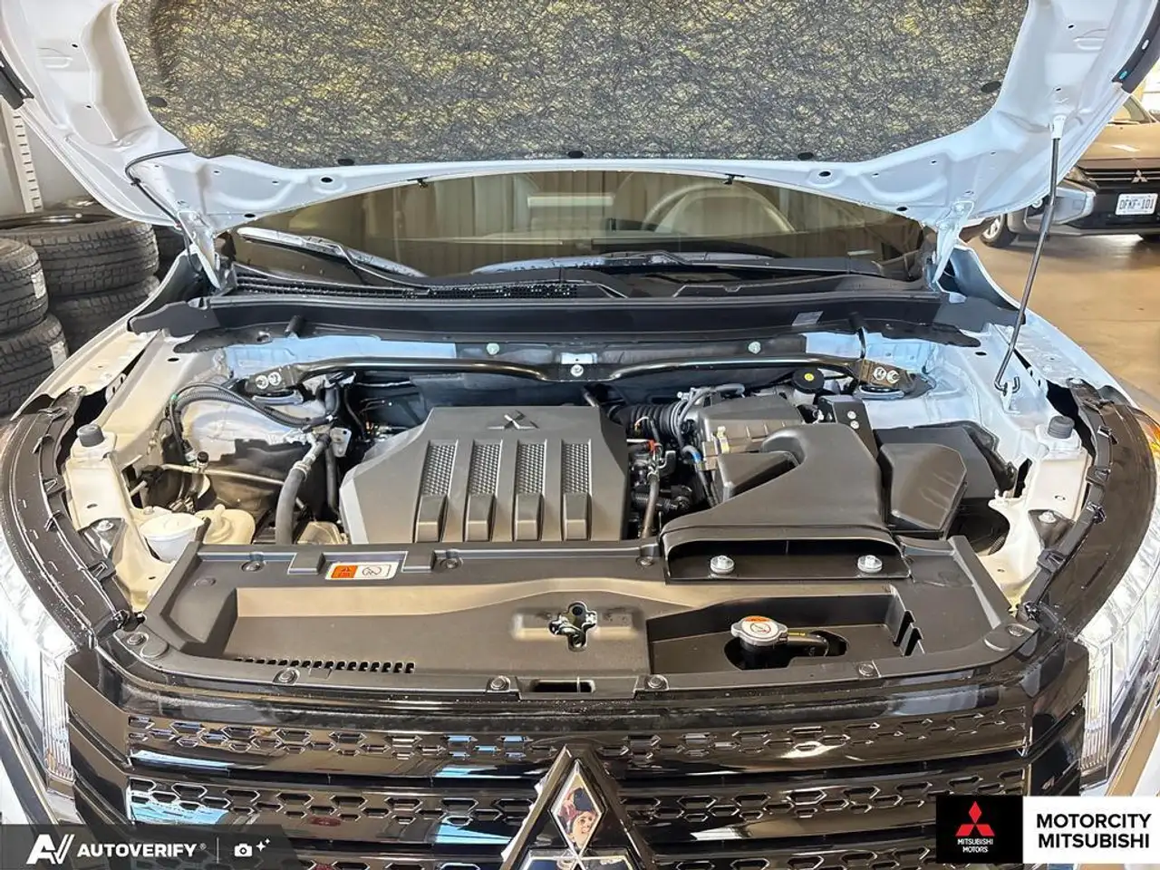 Mitsubishi Eclipse Cross снимка Mitsubishi Eclipse Cross