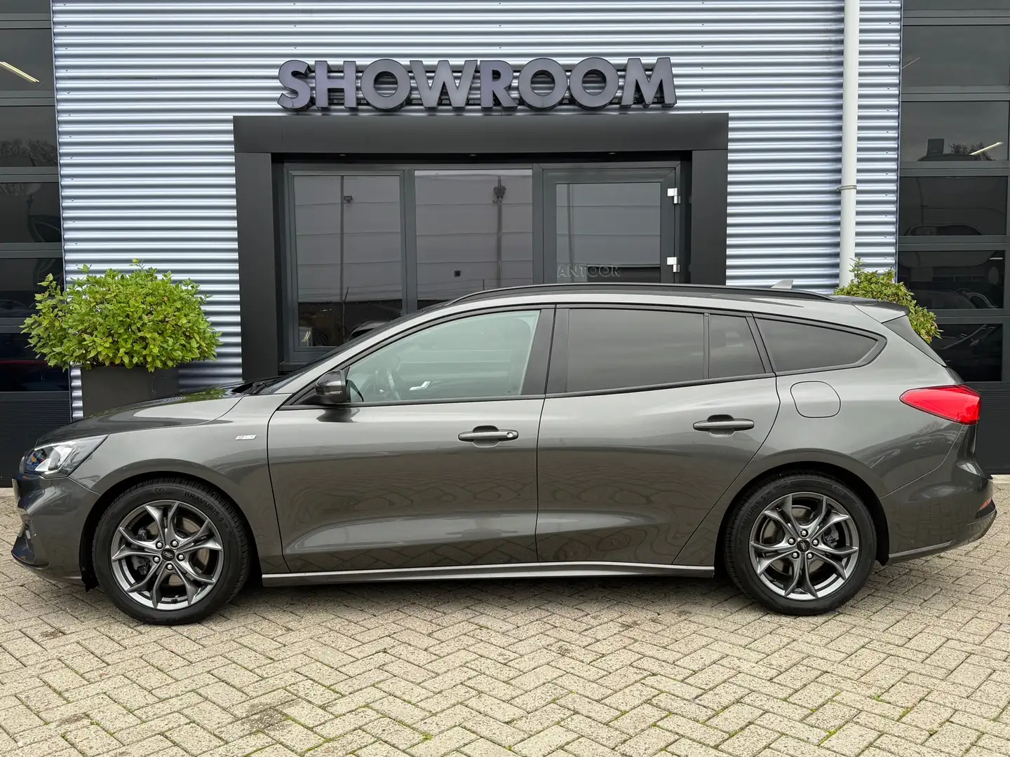 Ford Focus Wagon 1.0 EcoBoost ST-Line Apple carplay|Navi|Came Gris - 2