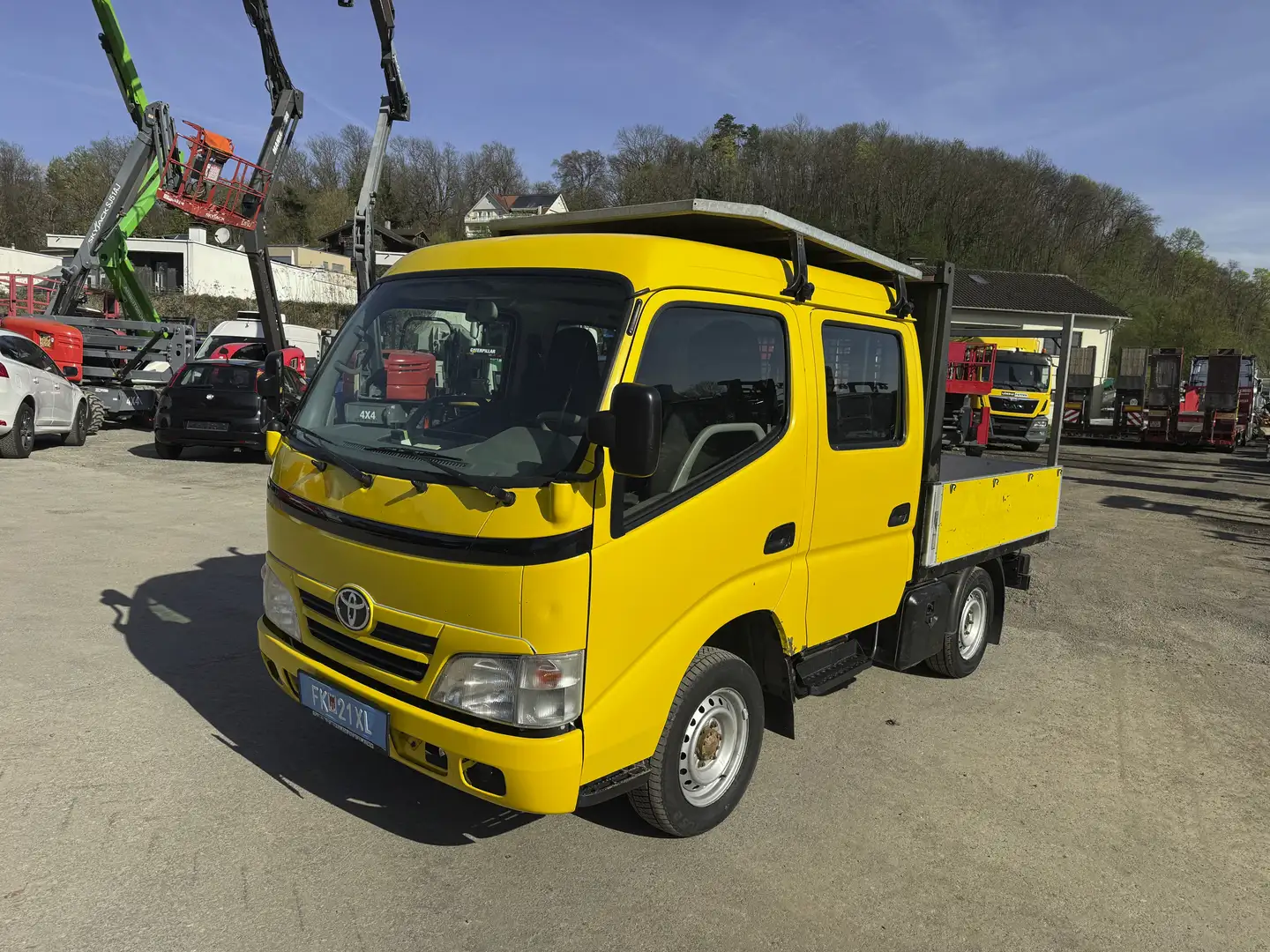 Toyota Dyna 100 Pritsche 3,0 D-4D Doppelkabine Euro 5 Gelb - 1