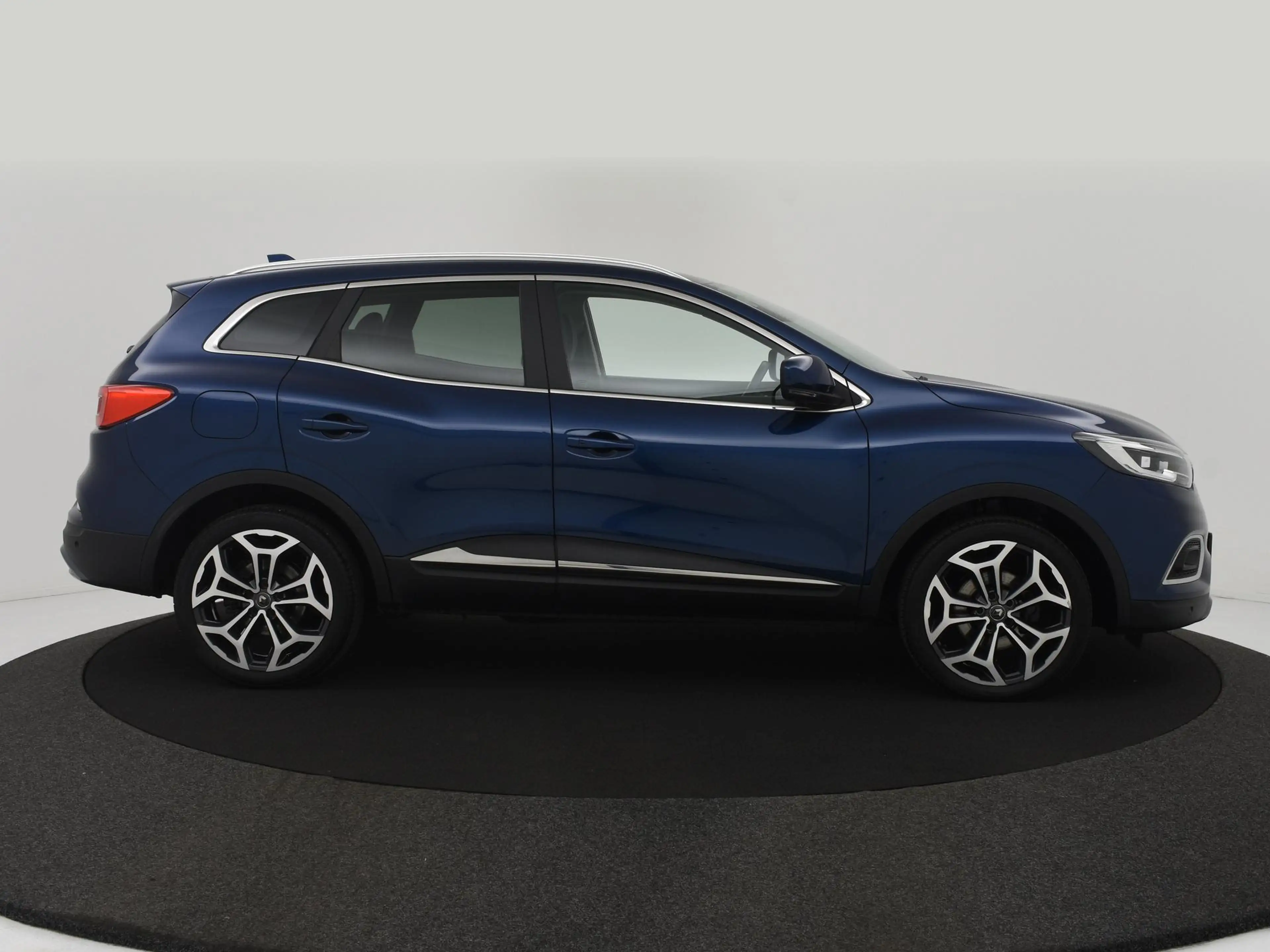 Renault Kadjar 1.3 TCe 140PK Black Edition AUTOM. TREKH|PANODAK|C — photo 4