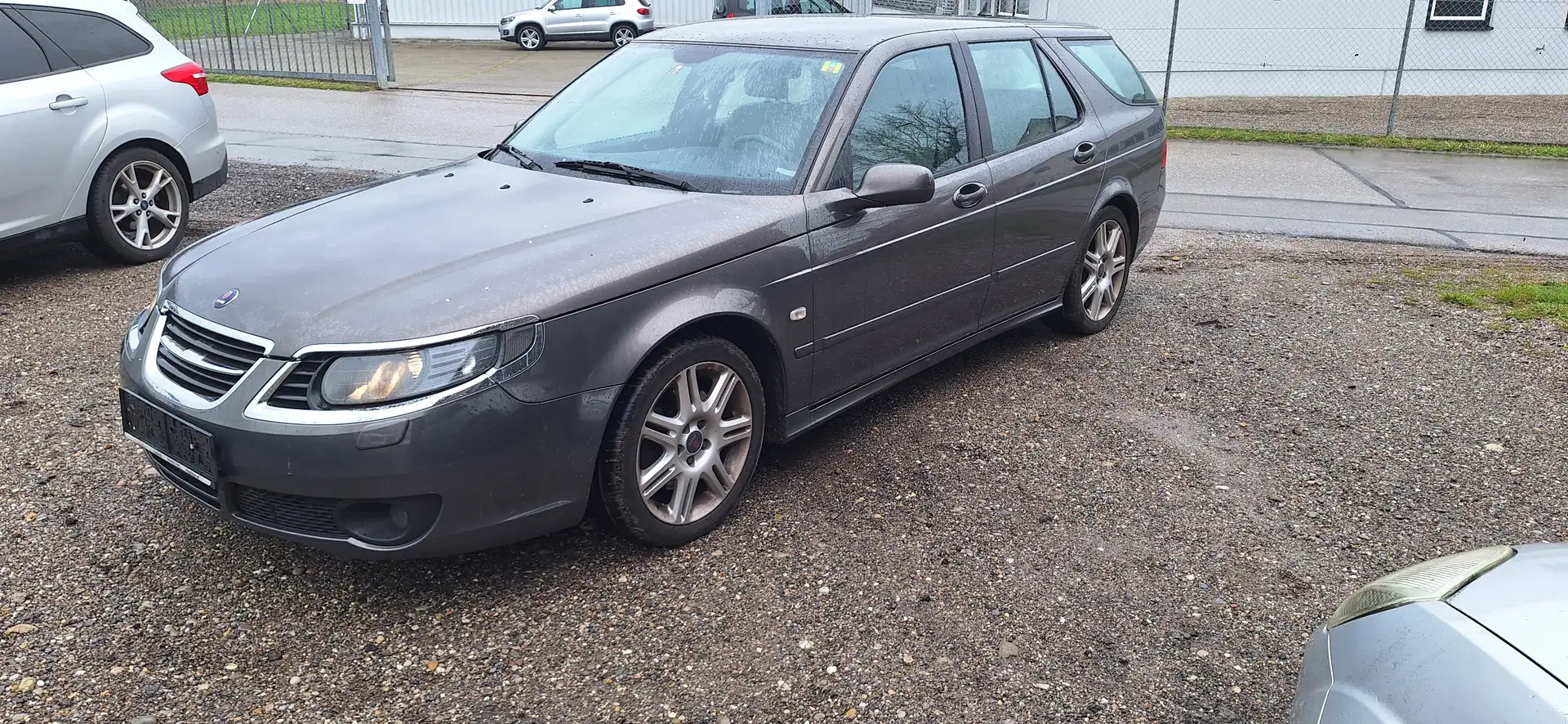 Saab 9-5 Kombi 2.3T Vector AT-Papiere 17 Zoll ALU AHK Gris - 1