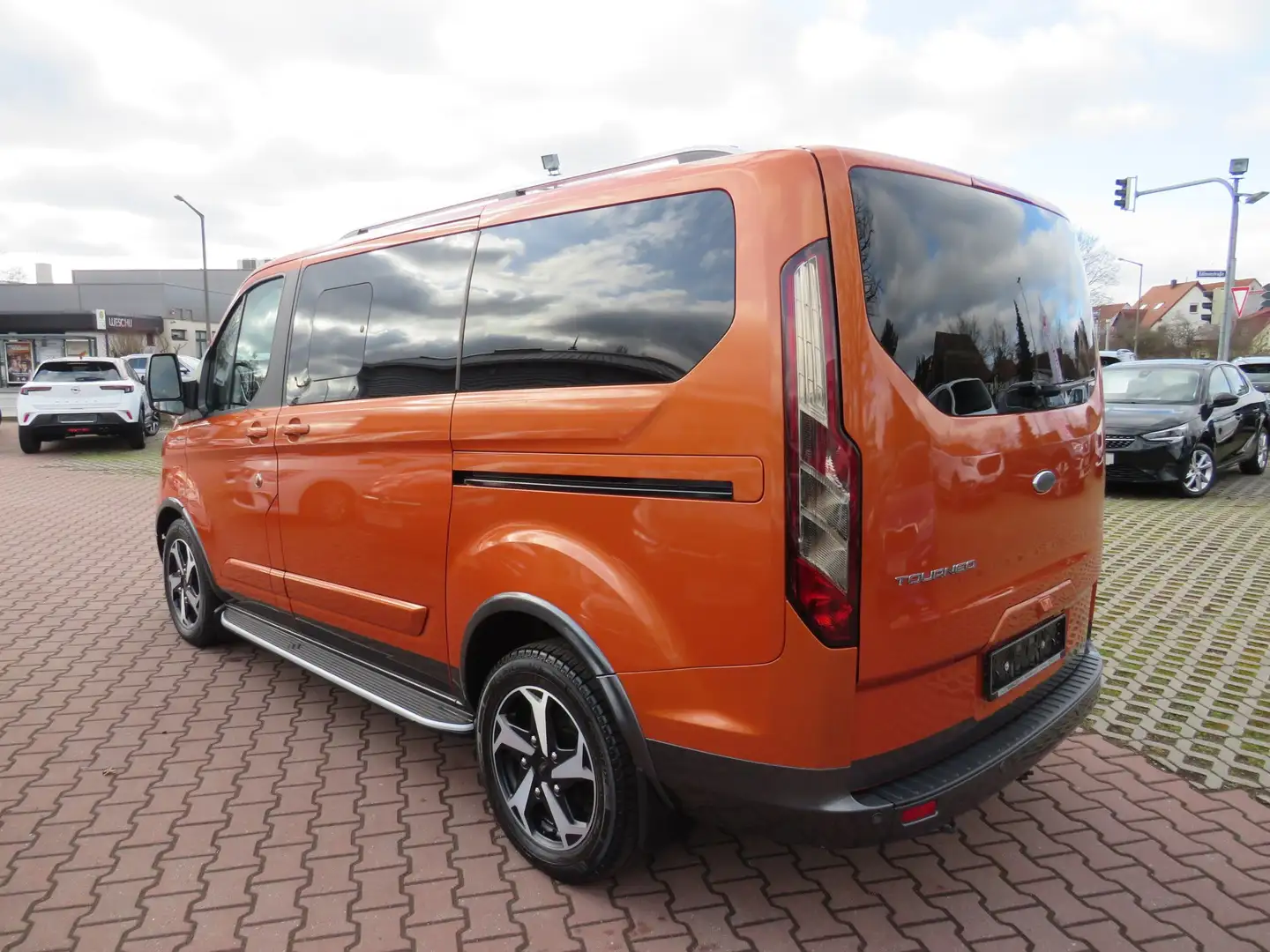 Ford Tourneo Custom TOURNEO CUSTOM ACTIVE*STANDHEIZ+XENON+AHK* Оранжевий - 2