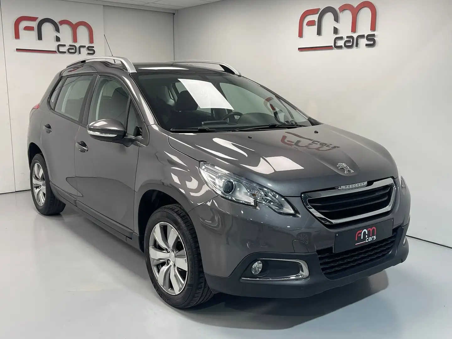 Peugeot 2008 1.2i benzine 1ste eigenaar 85.000km Garantie Gris - 1