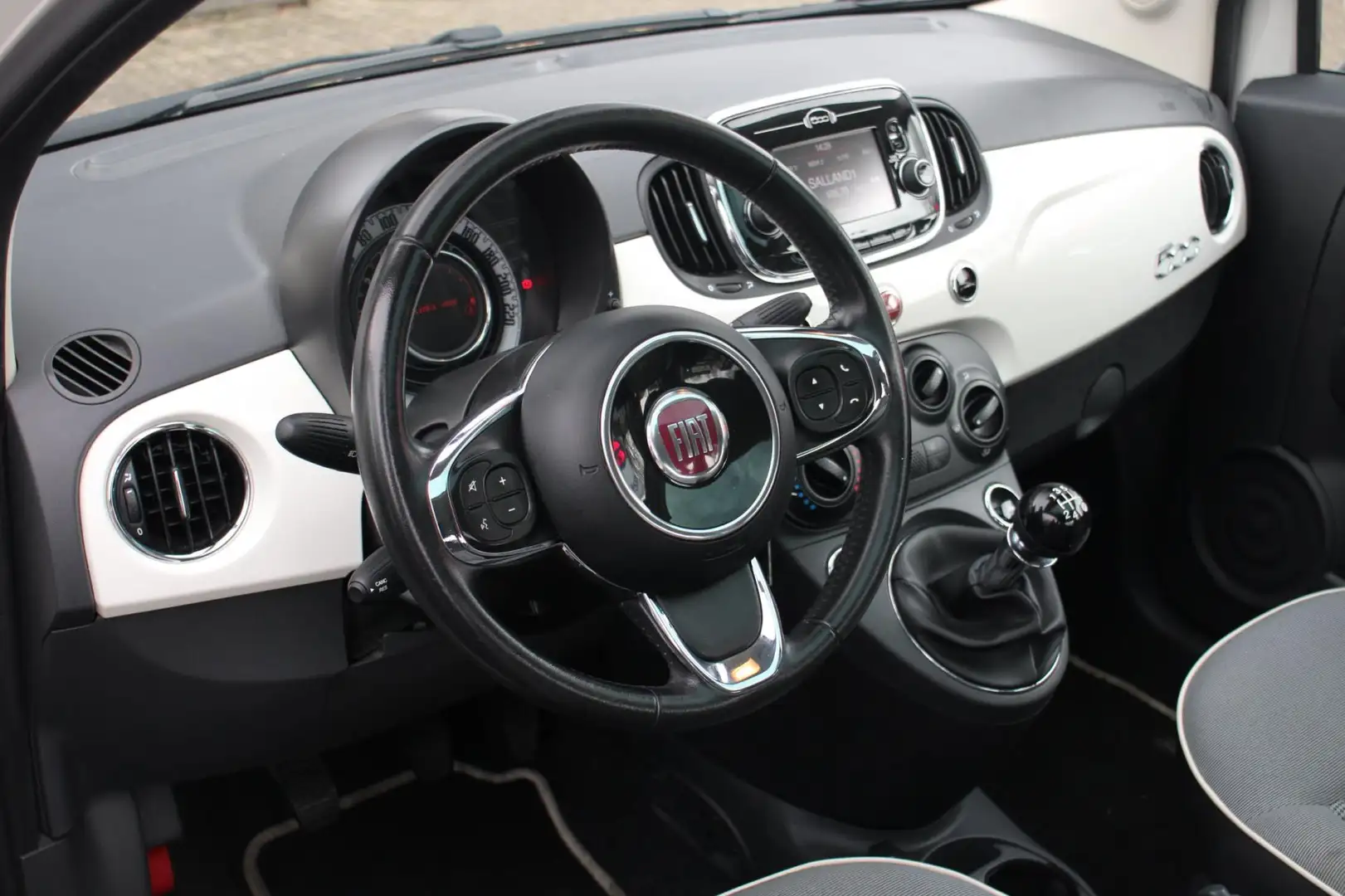 Fiat 500 1.2 Lounge - AIRCO, PANORAMADAK, BLUETOOTH, LED Wit - 2