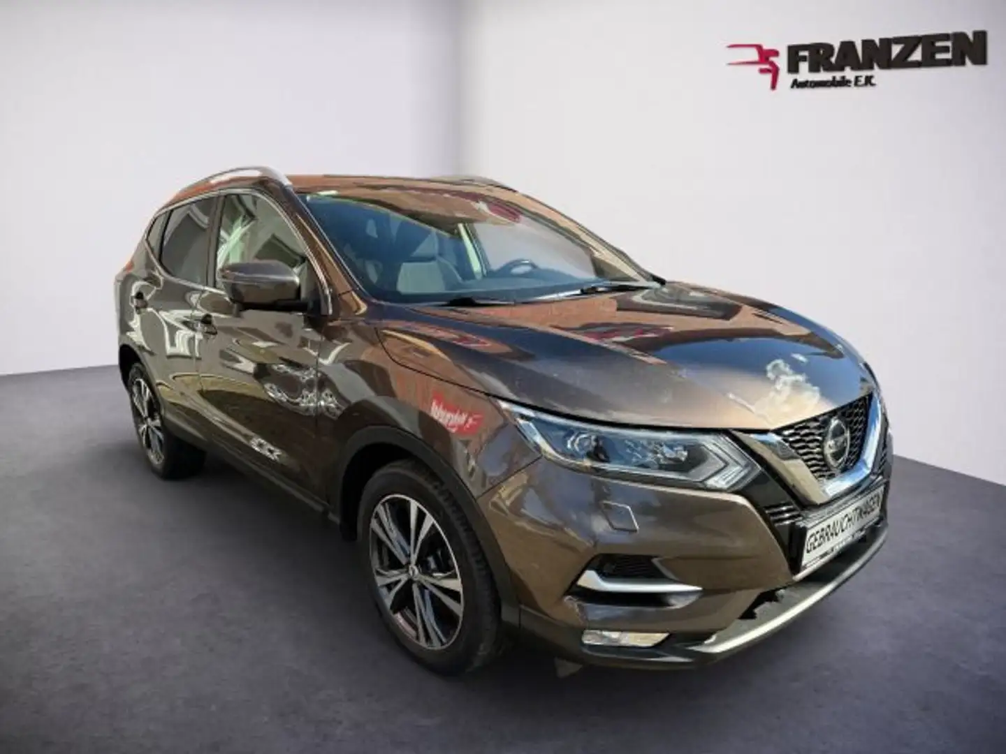 Nissan Qashqai N-Connecta | SHZ | AHK | Frontscheibe he Marrone - 2