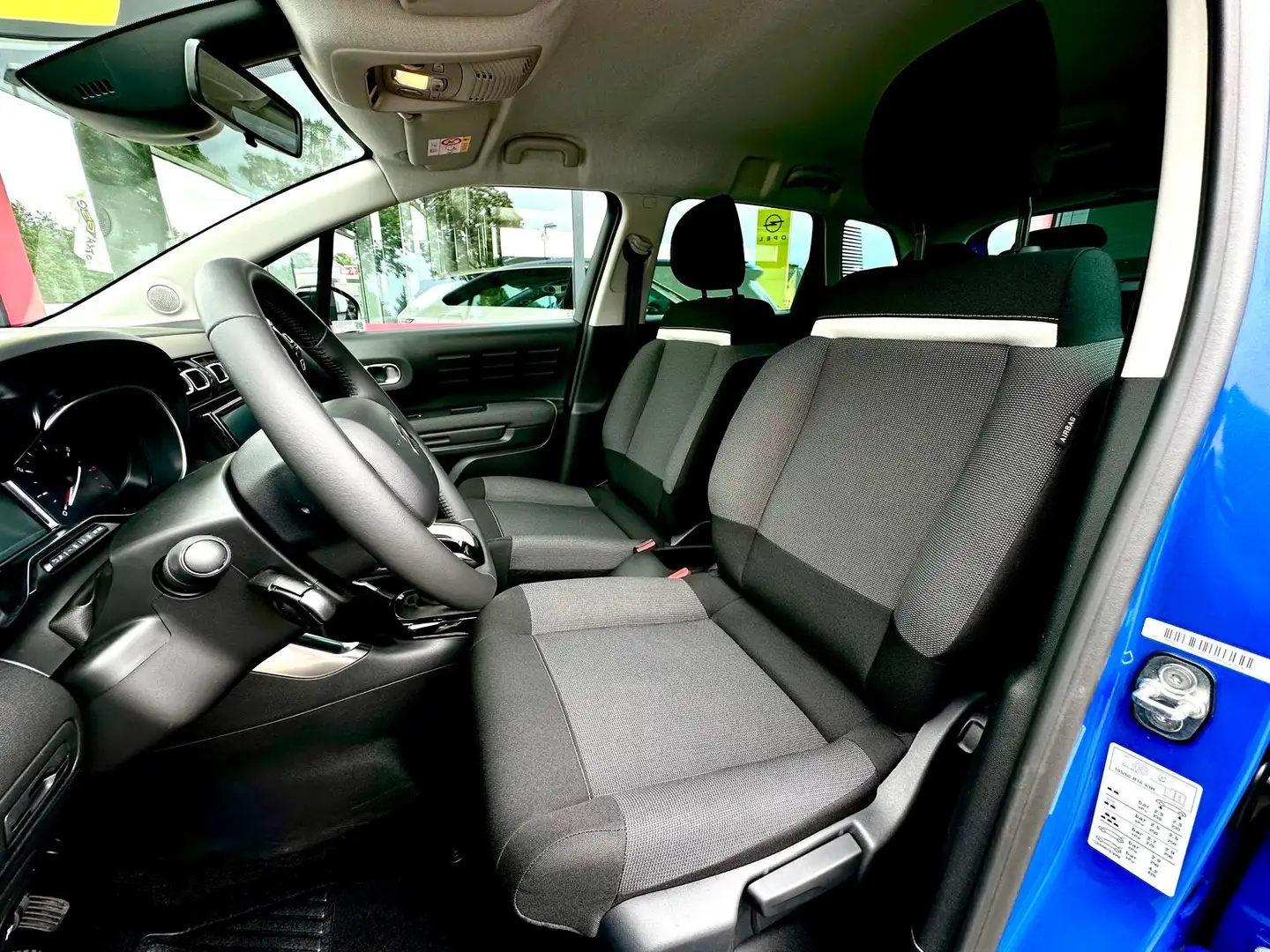 Citroen C3 Aircross 1.2 12V e-THP / PureTech 3 JAHRE GARANTIE! Blau - 2