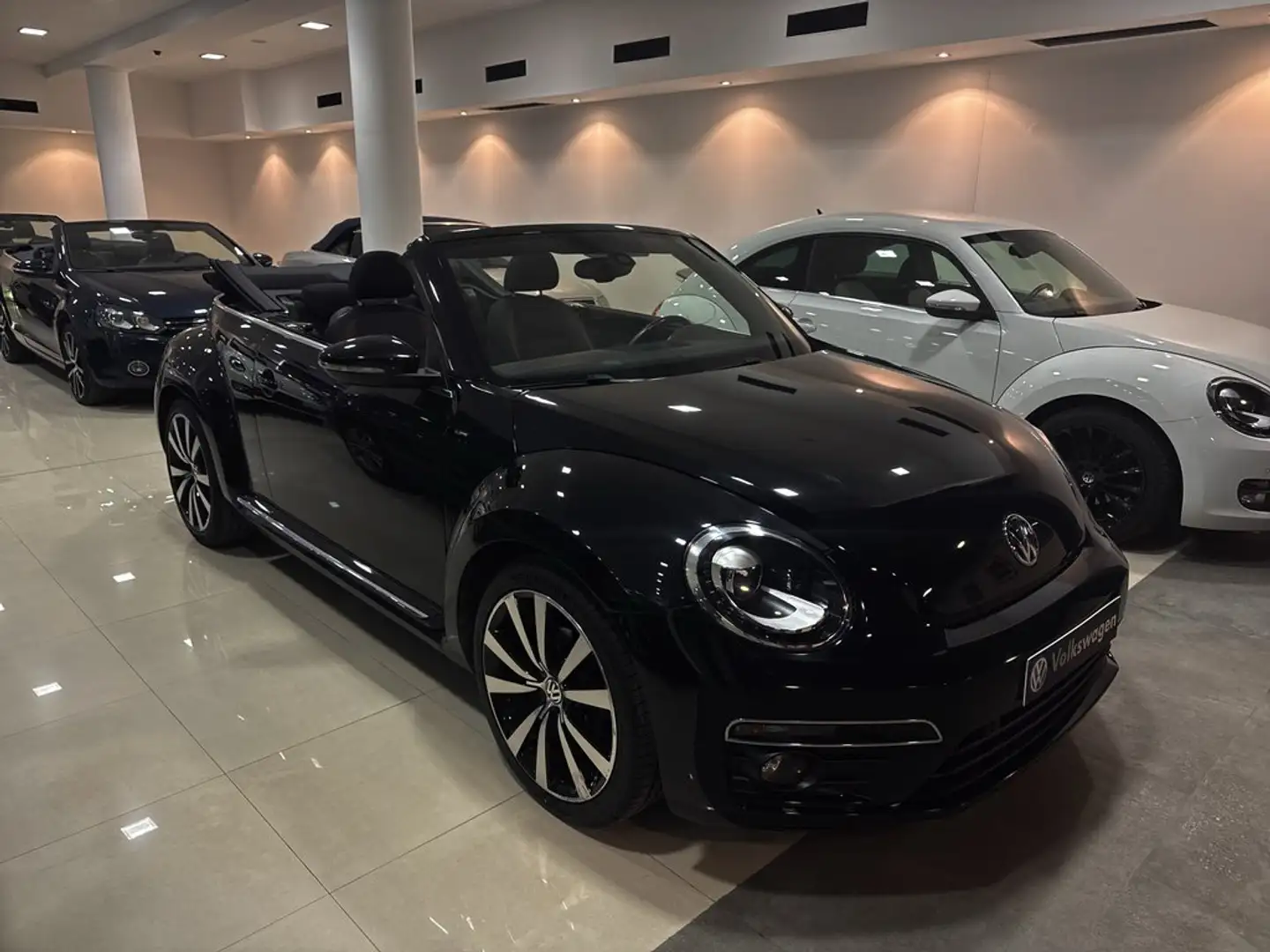 Volkswagen Beetle R-Line 1.4 TSI BMT Cabrio Negro - 2