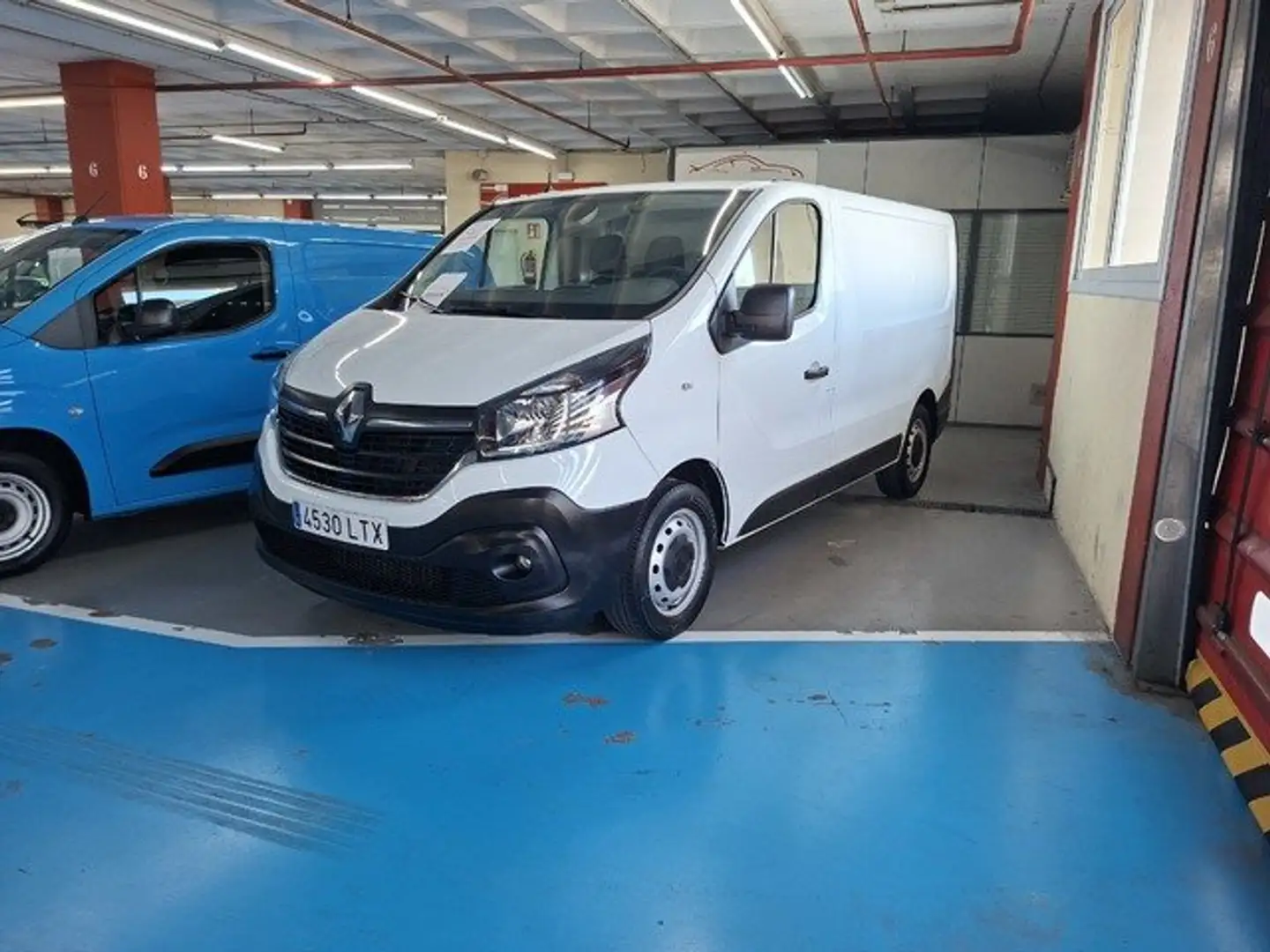 Renault Trafic Furgón 29 L1H1 Energy BluedCi 88kW Blanco - 2