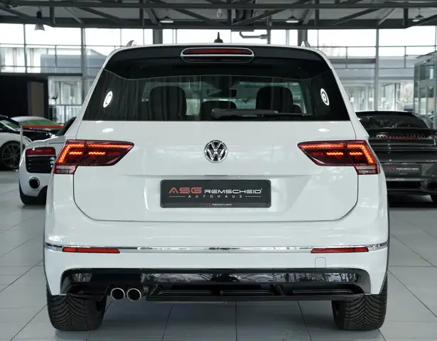 Volkswagen Tiguan view 13