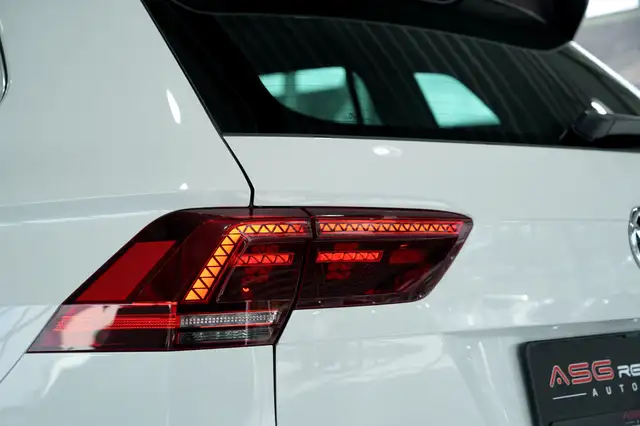 Volkswagen Tiguan view 15
