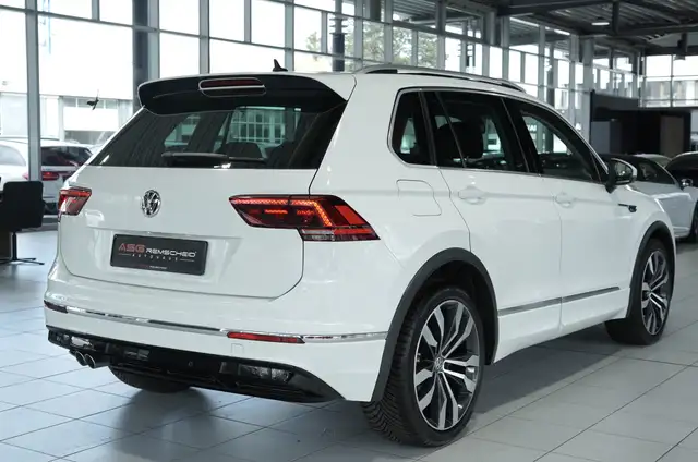 Volkswagen Tiguan view 12