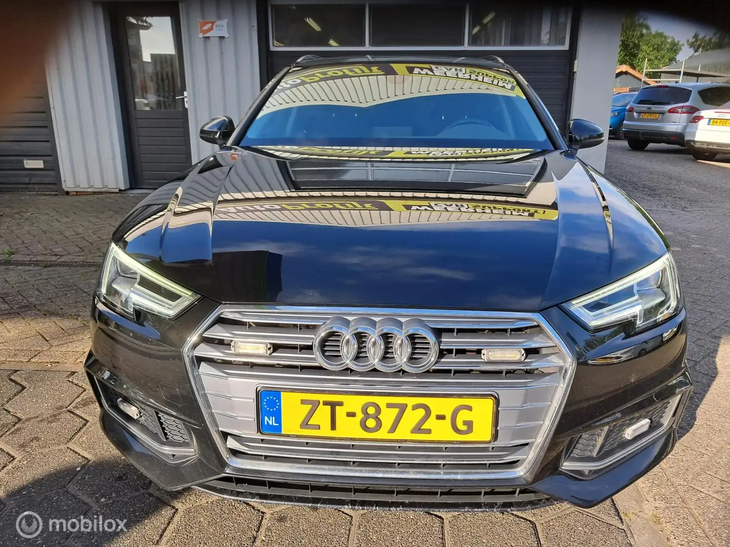 Audi A4 Avant 35 TFSI Sport Lease Edition Zwart - 2