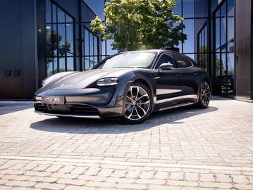 4S Cross Turismo - Sport Chrono - ACC - HUD - BOSE - 360° - Achterasbesturing