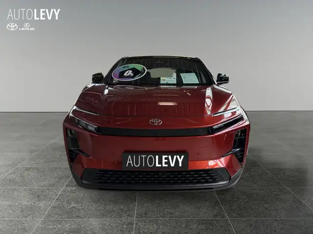 Toyota C-HR view 9