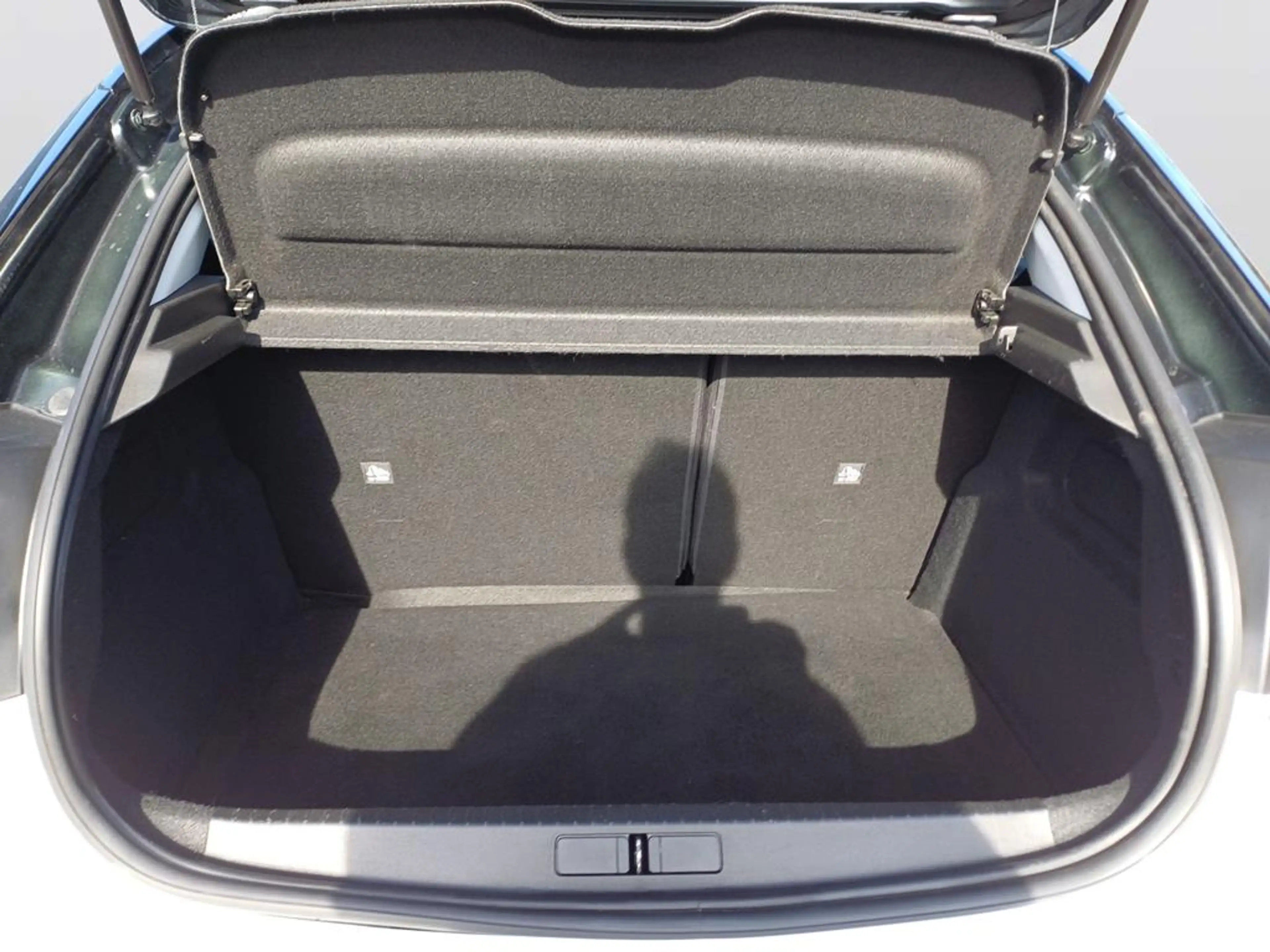 Opel Corsa Edition — photo 7