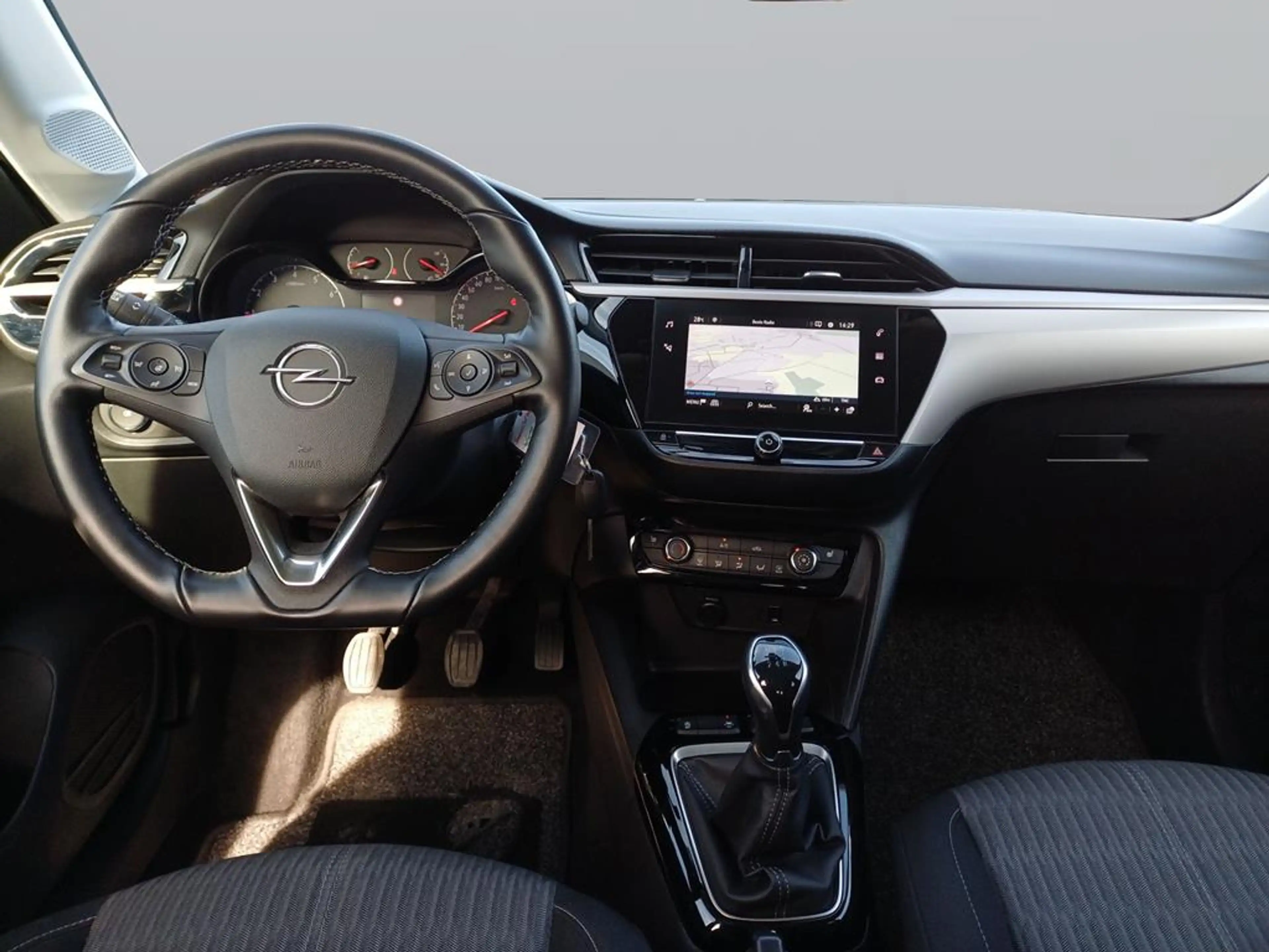 Opel Corsa Edition — photo 10