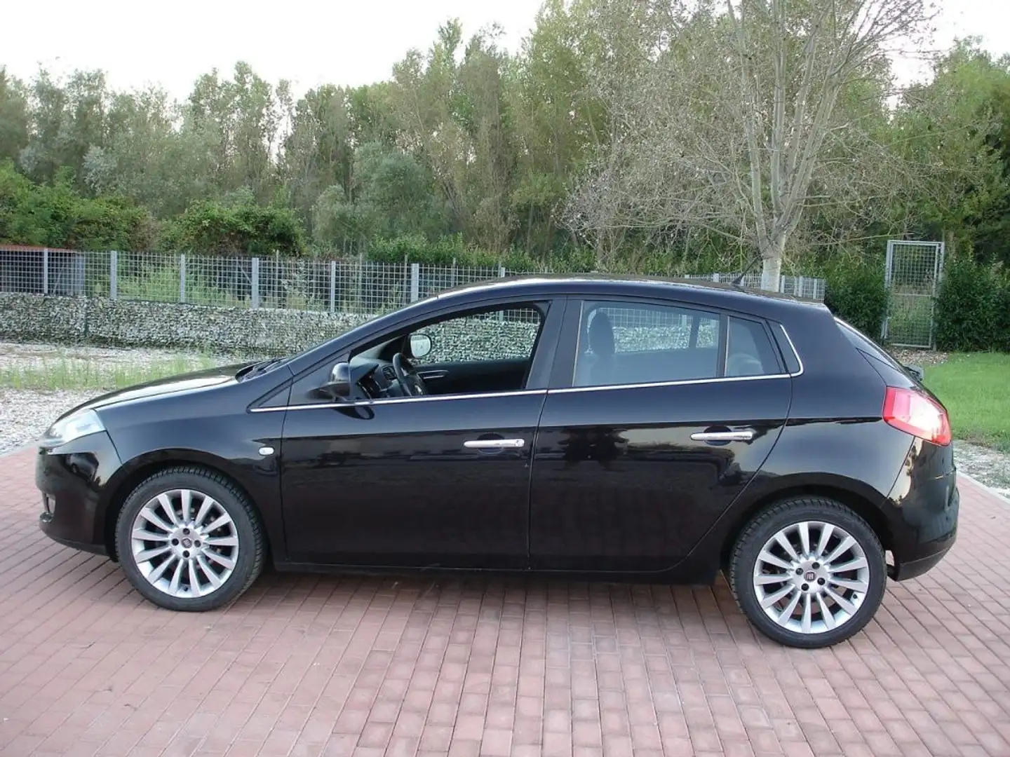 Fiat Bravo 1.6 MJT 120 CV Dynamic Nero - 2