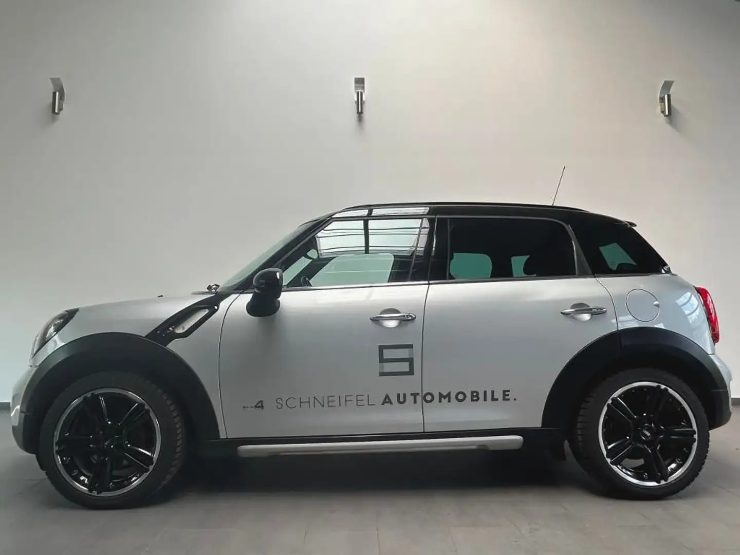 MINI Cooper SD Countryman Navi Xenon Volleder 18 Zoll Silber - 2