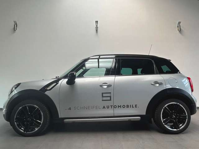 MINI Cooper SD Countryman Navi Xenon Volleder 18 Zoll