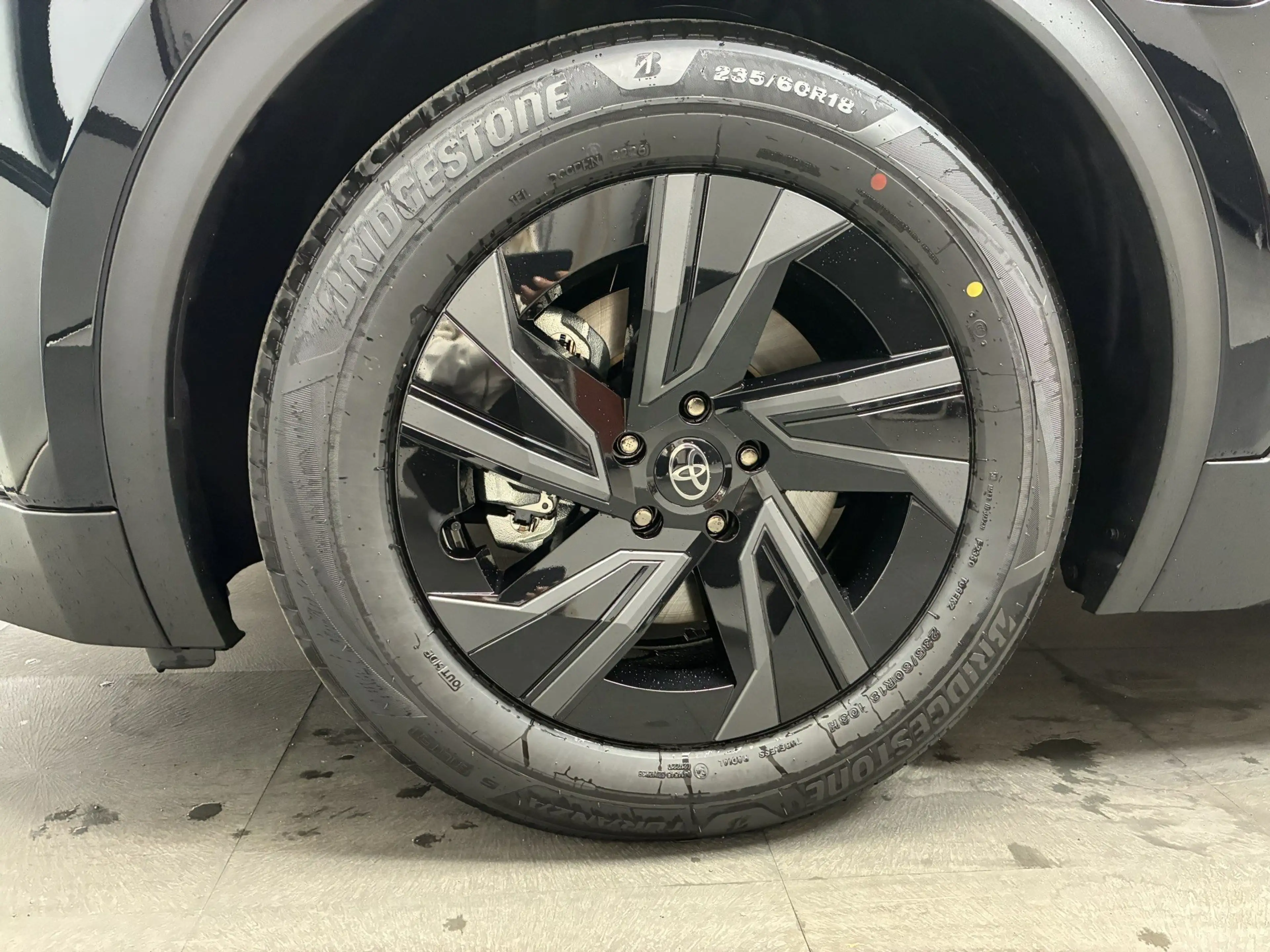 Toyota C-HR+ Elektro 77 kWh Teamplayer — photo 14