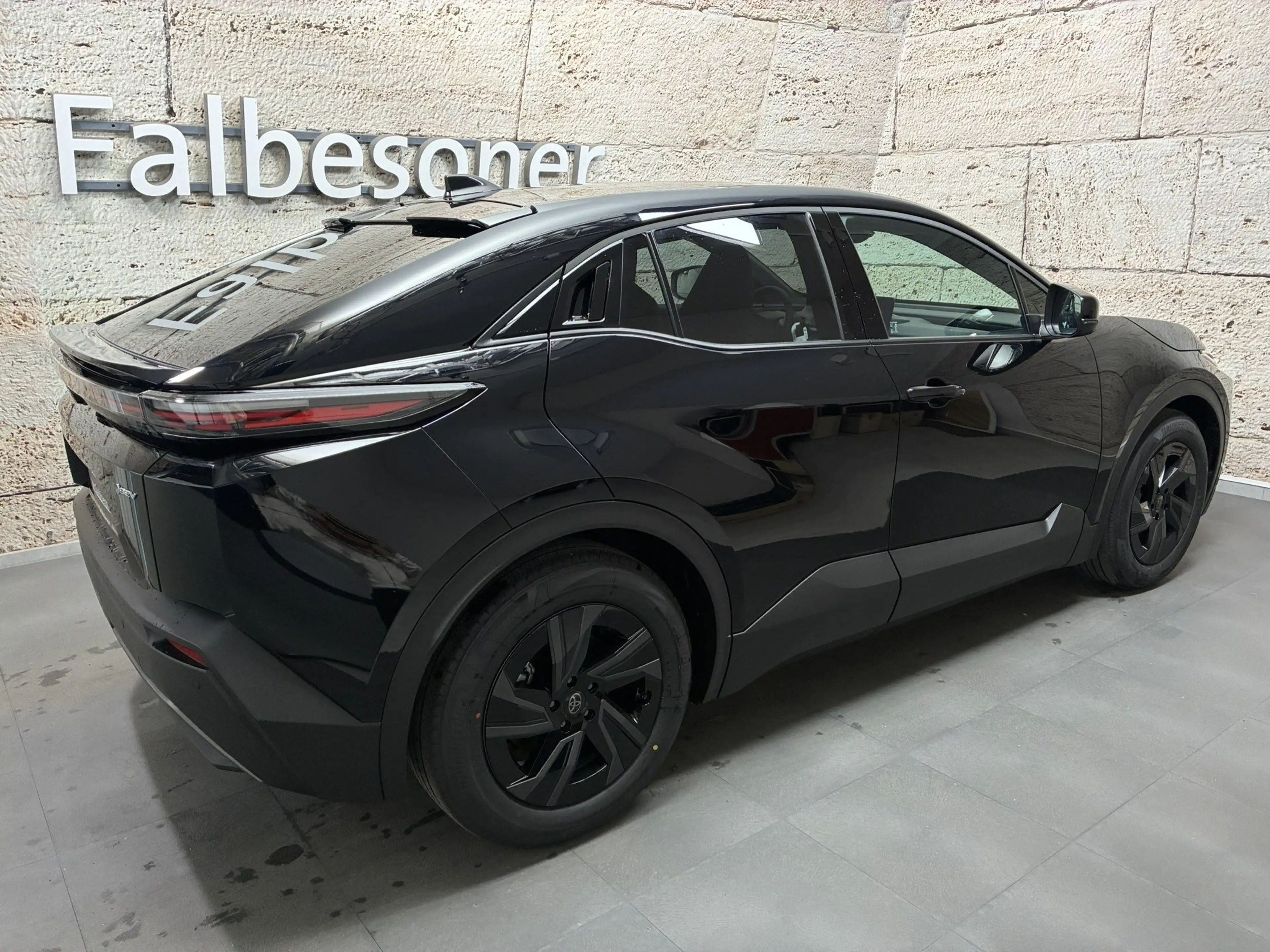 Toyota C-HR+ Elektro 77 kWh Teamplayer — photo 4