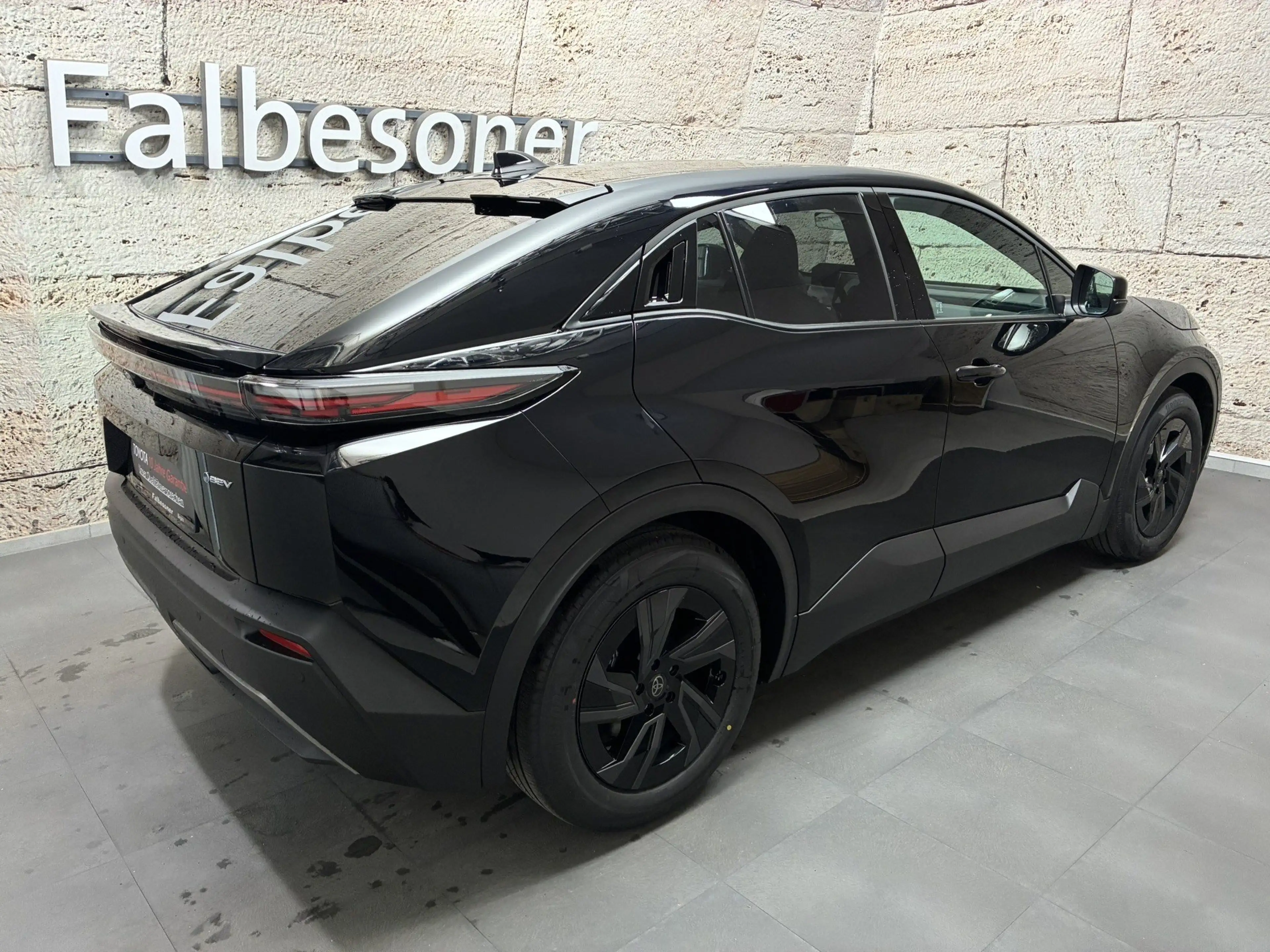 Toyota C-HR+ Elektro 77 kWh Teamplayer — photo 3