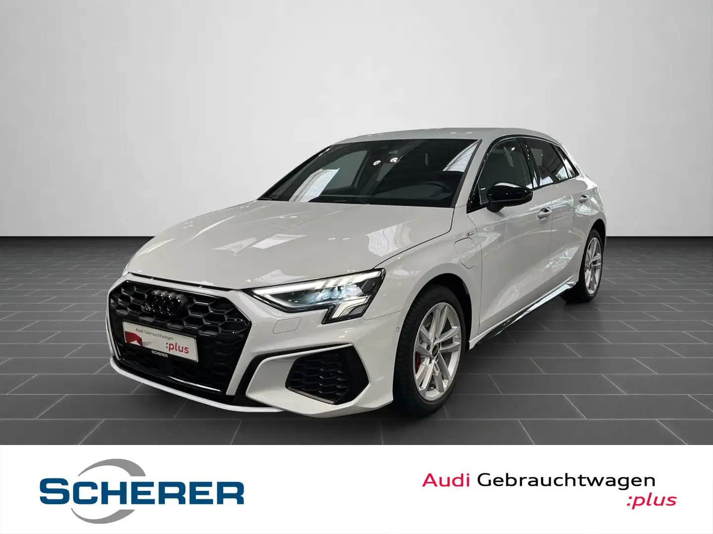 Audi A3 45 TFSI e Weiß - 1