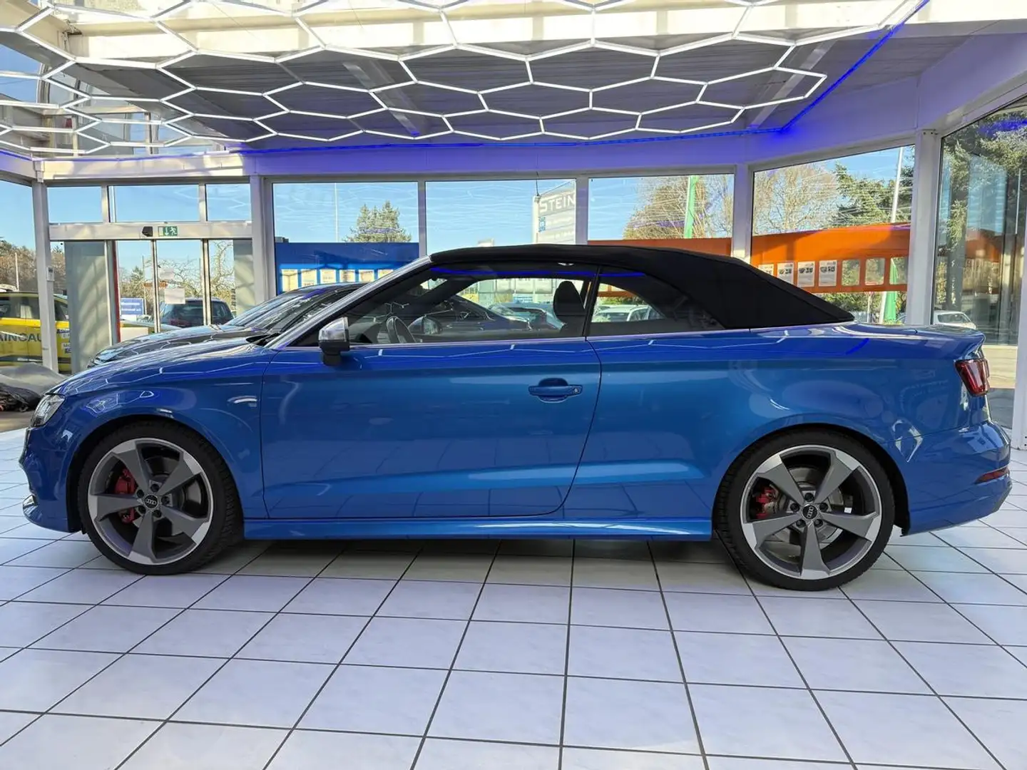 Audi S3 Cabriolet 2.0 TFSI quattro Matrix-Beam - 2
