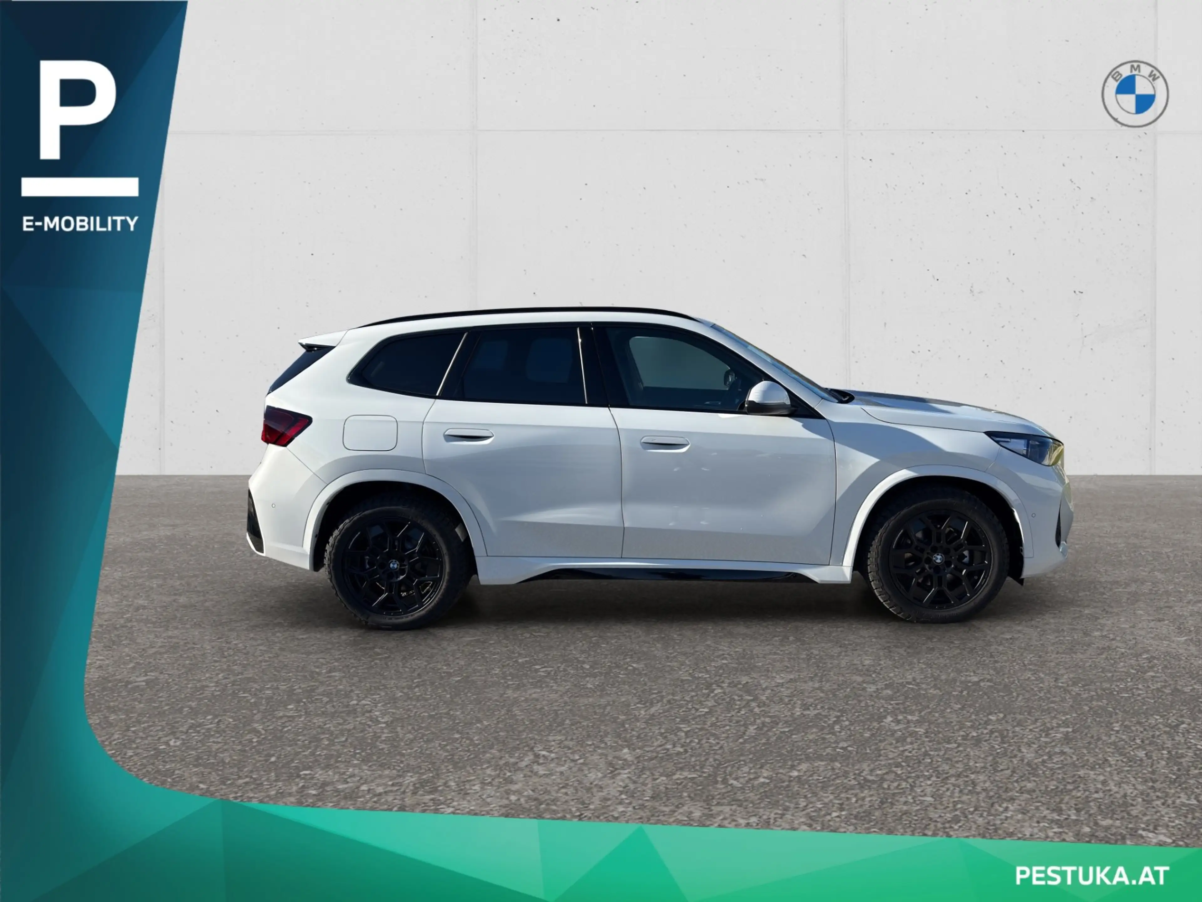 BMW iX1 eDrive20 — photo 5