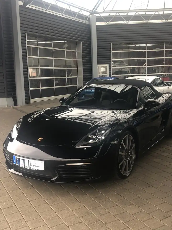 Porsche 718