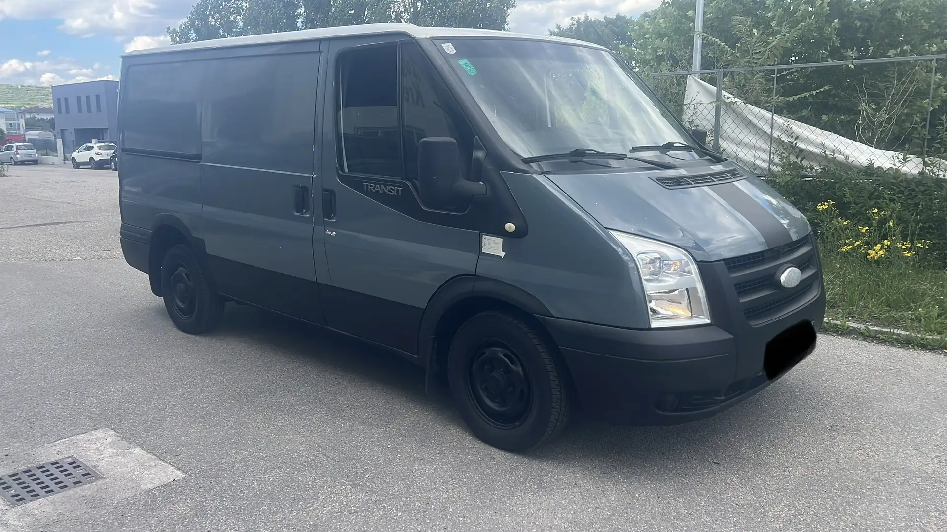 Ford Transit - 1