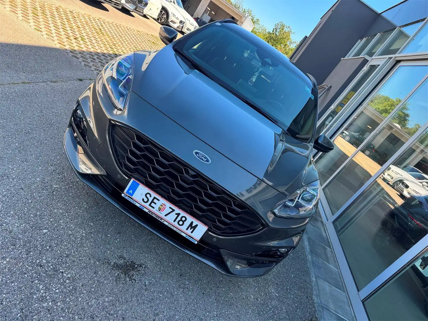 Ford Kuga 2,5 Duratec PHEV ST-Line X Grau - 2