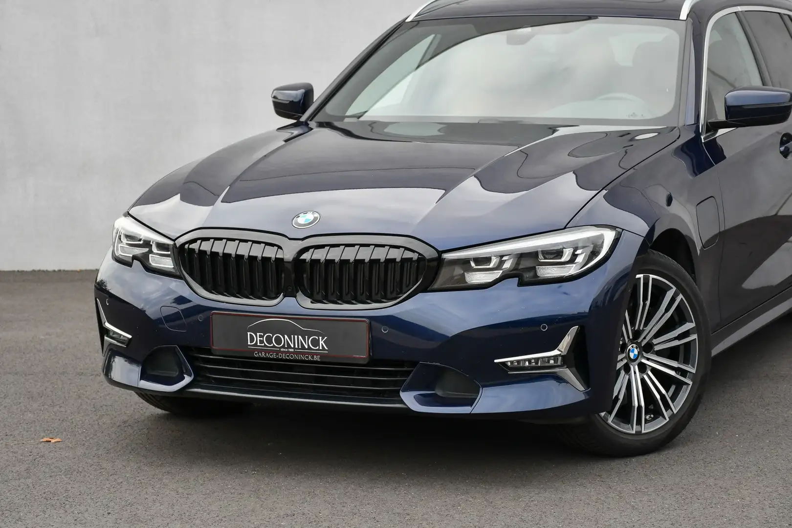 BMW 330 e *PANO*MEMORY*LED*CAMERA*CARPLAY*AMBIENT*TREKHAAK Bleu - 2