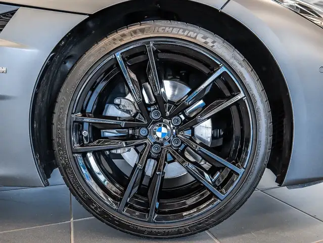 BMW Z4 view 5