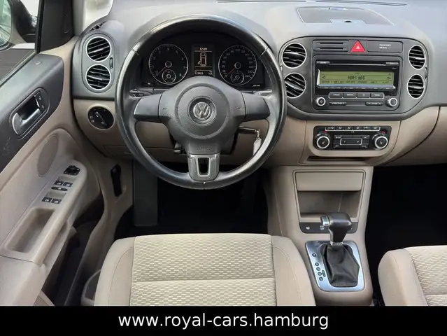 Volkswagen Golf Plus view 11