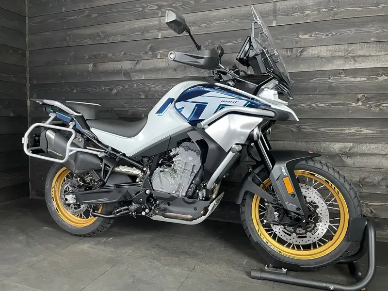 CFMOTO 800 MT - foto 2